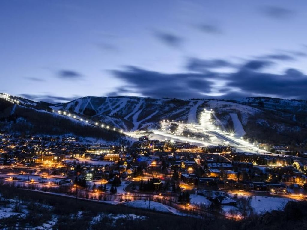 Das dazugehörige Skigebiet ist das größte der USA und durch einen Zusammenschluss mit dem Nachbarn Canyons entstanden. Foto: Park City Chamber Bureau