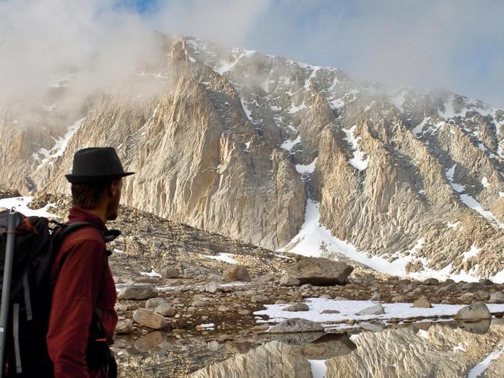 Vom Pacific Crest Trail geht der Blick auf den Mount Whitney. Foto: Ryan Weidert