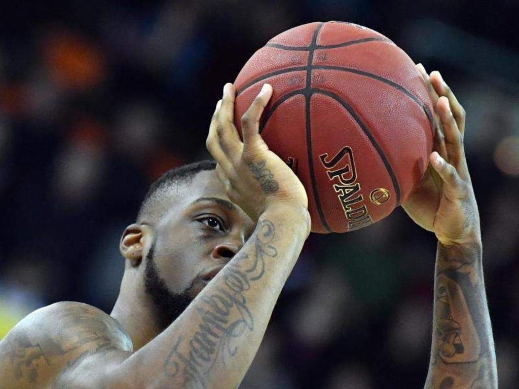Der Ludwigsburger Elgin Cook war mit 22 Punkten Topscorer. Foto: Peter Kneffel