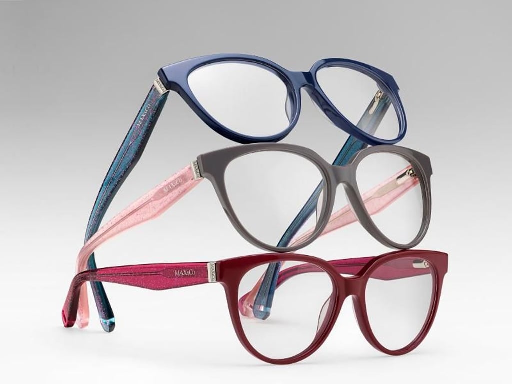 Blau, Grau, Rot: Das sind die Farben der Saison, hier Modelle von Max & Co (aus Acetat, je ca. 231 Euro). Foto: Max & Co