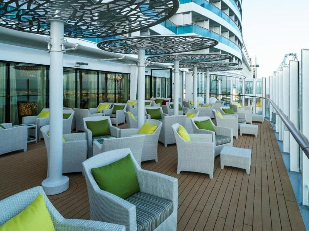 Abgetrennter Außenbereich: Auf der «Aida Prima» haben Suitengäste besondere Privilegien. Foto: Aida Cruises
