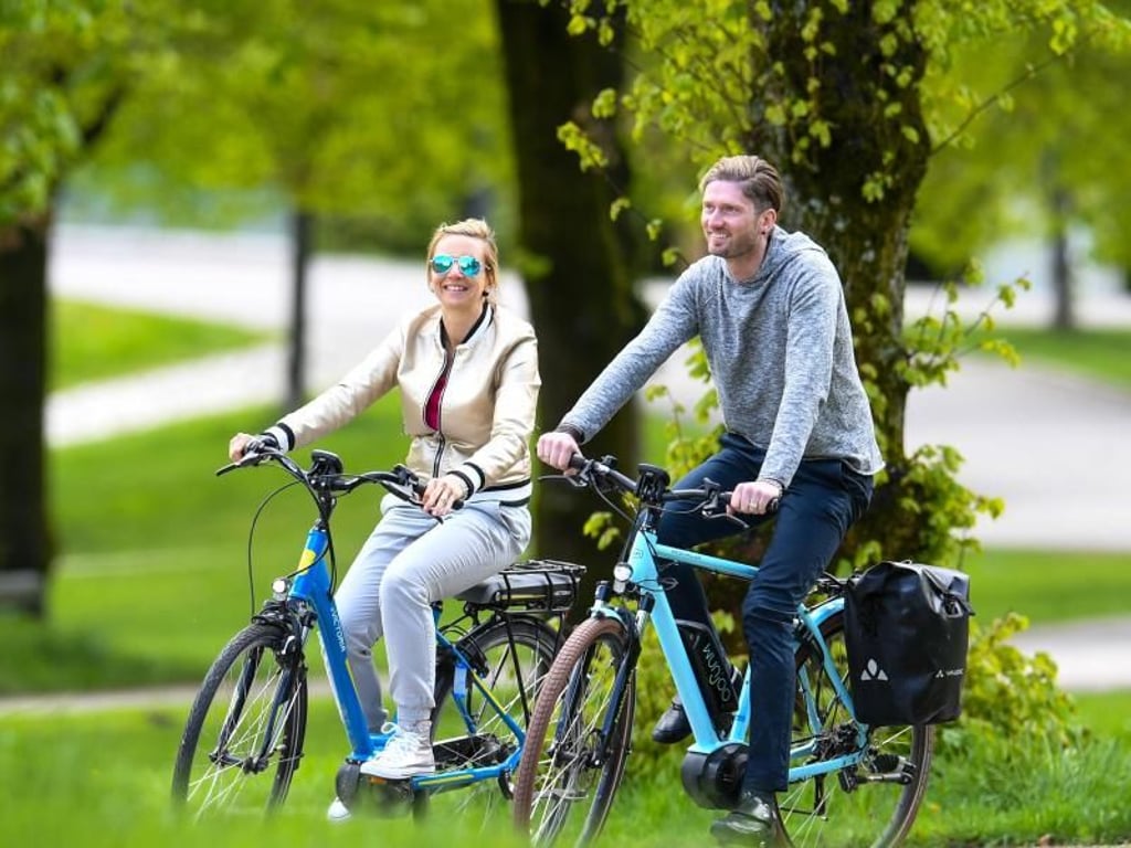 Die Fahrräder mit elektrischer Tretunterstüzung finden immer mehr Fans. Foto: Tobias Hase