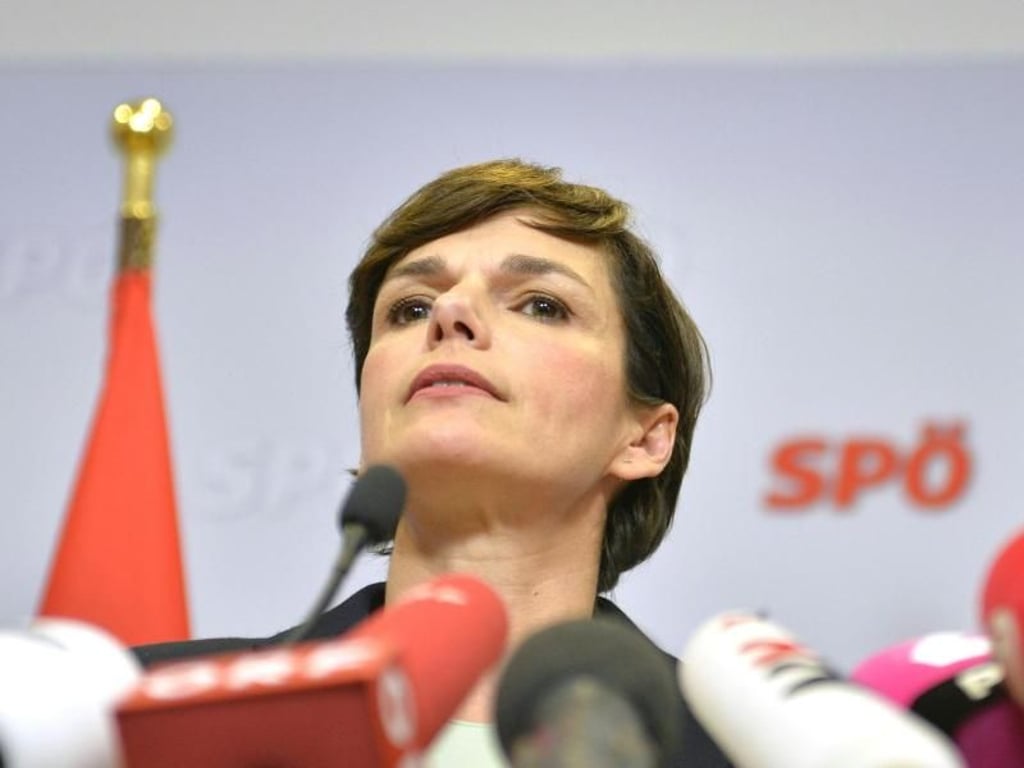 SPÖ-Chefin Pamela Rendi-Wagner appelliert an die Parteien, die eigenen Interessen hinten anzustellen. Foto: Herbert Neubauer/APA