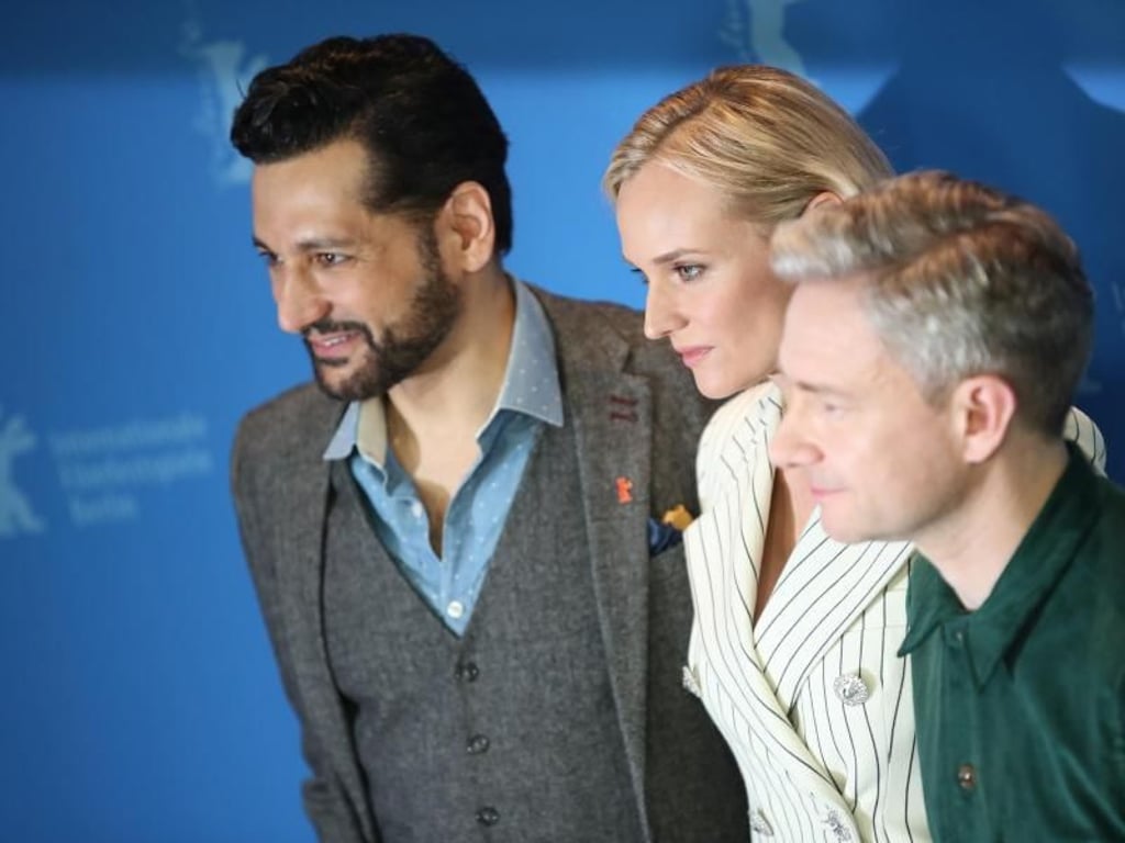 Die Schauspieler Cas Anvar (l-r), Diane Kruger und Martin Freeman beim Photocall zum Film "The Operative (Die Agentin"). Foto: Christoph Soeder