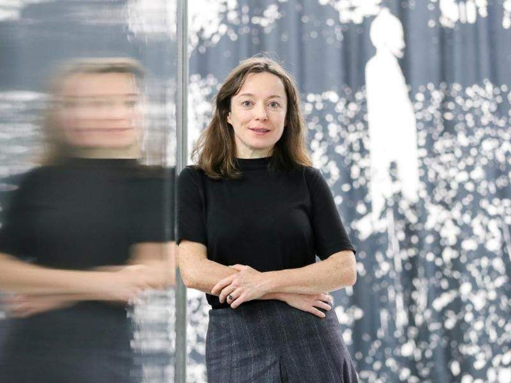 Franciska Zólyom sammelt erst einmal Idee in einem Heft. Foto: Jan Woitas