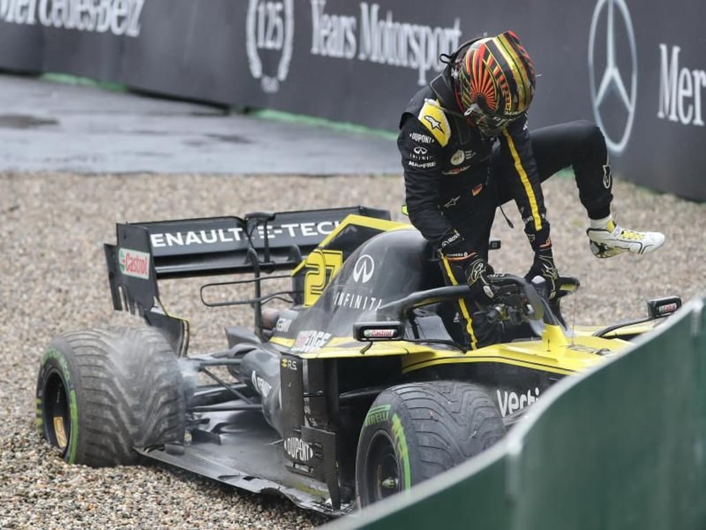 Nico Hülkenberg rutschte mit seinem Renault in die Mauer. Foto: Jan Woitas