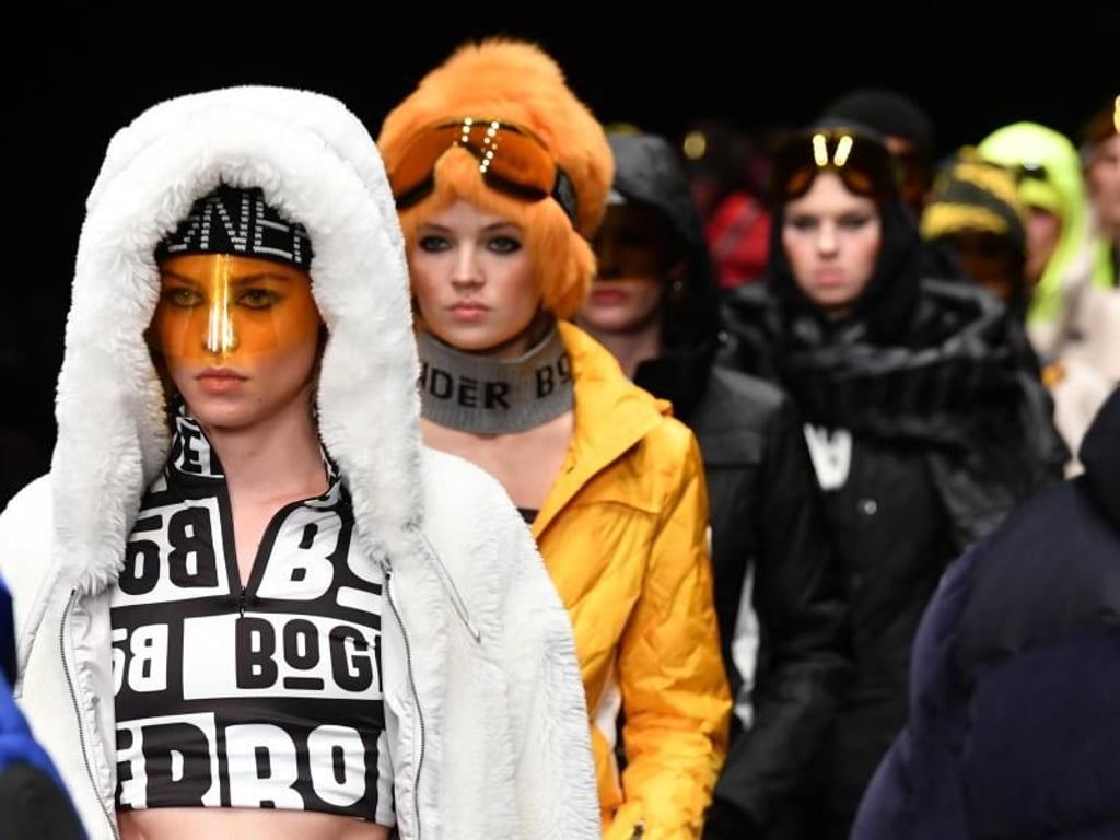 Mode für den nächsten Winter von Bogner in Berlin. Foto: Jens Kalaene