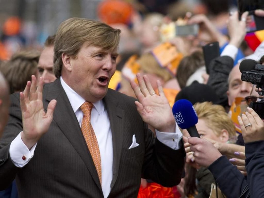 Der Niederländische König Willem-Alexander trifft das Volk. Foto: Peter Dejong