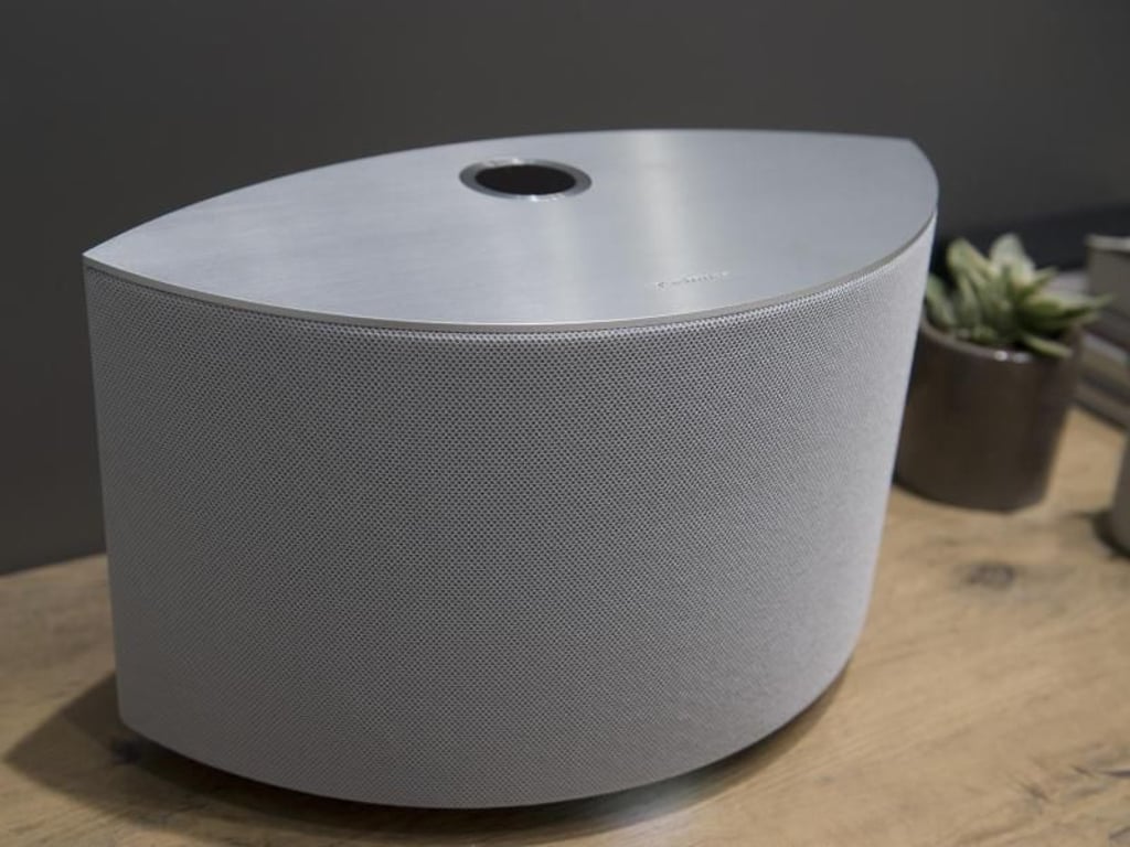 Panasonic nutzt Googles Chromecast-System, um den WLAN-Lautsprecher Technics SC-C50 über Sprachbefehle bedienbar zu machen. Foto: Robert Günther