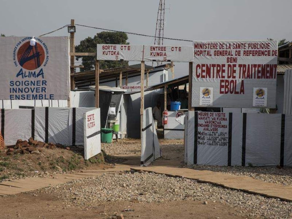 Der Eingang zum Alima Ebola ETC (Ebola-Behandlungszentrum)in Beni im Kongo. Foto: Marco Frattini/UN World Food Programm/WFP