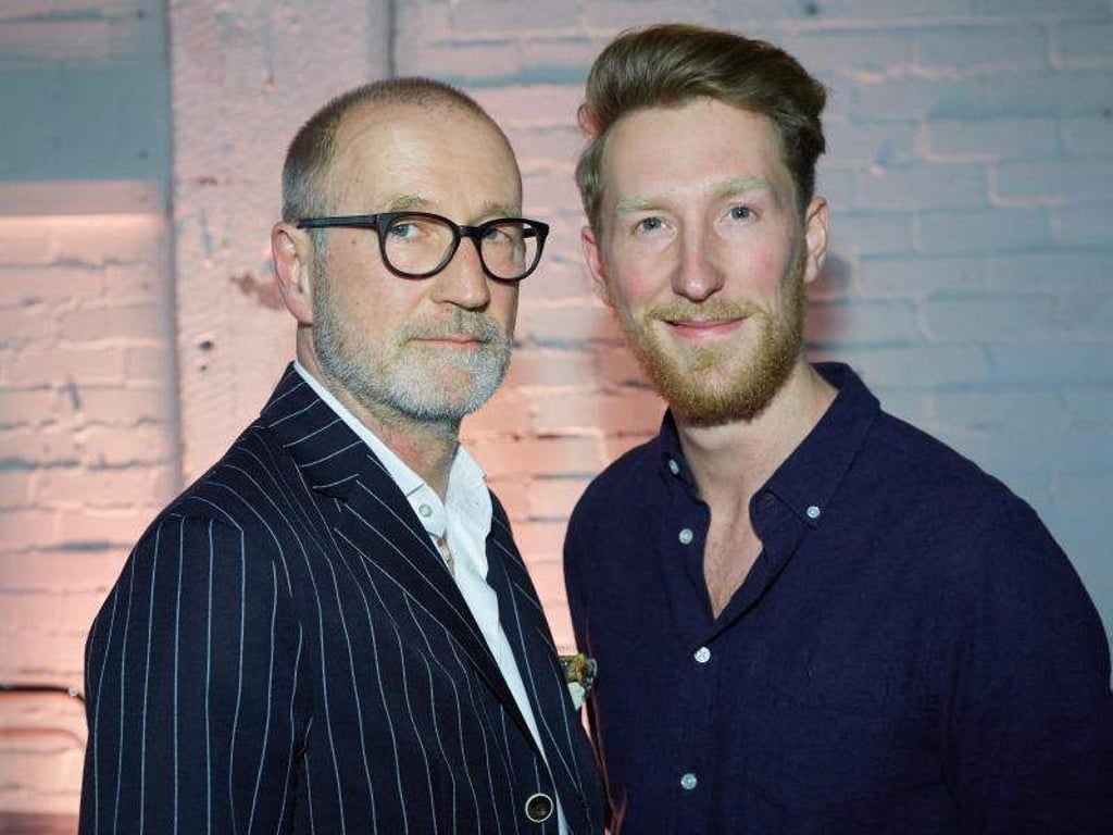Peter Lohmeyer mit seinem Sohn Louis Klamroth. Foto: Georg Wendt