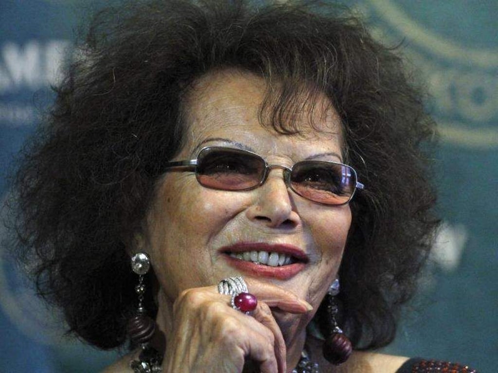 Claudia Cardinale versteckt ihre Falten nicht. Foto: Janos Vajda