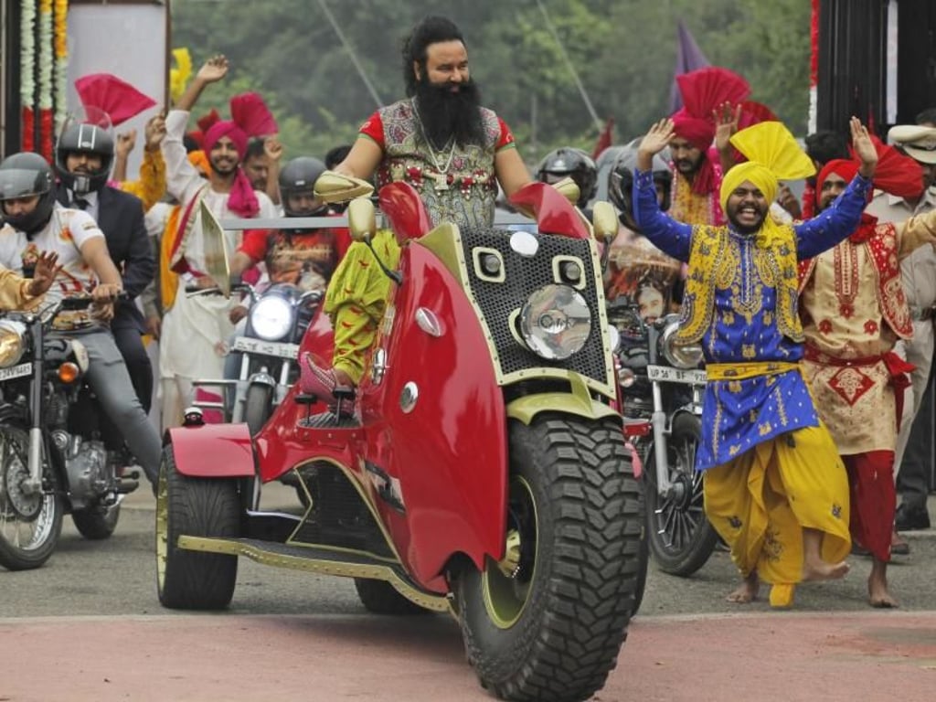 Der indische Guru Gurmeet Ram Rahim Singh ist der Vergewaltigung zweier seiner Anhängerinnen schuldig gesprochen worden. Foto: Tsering Topgyal/Archiv