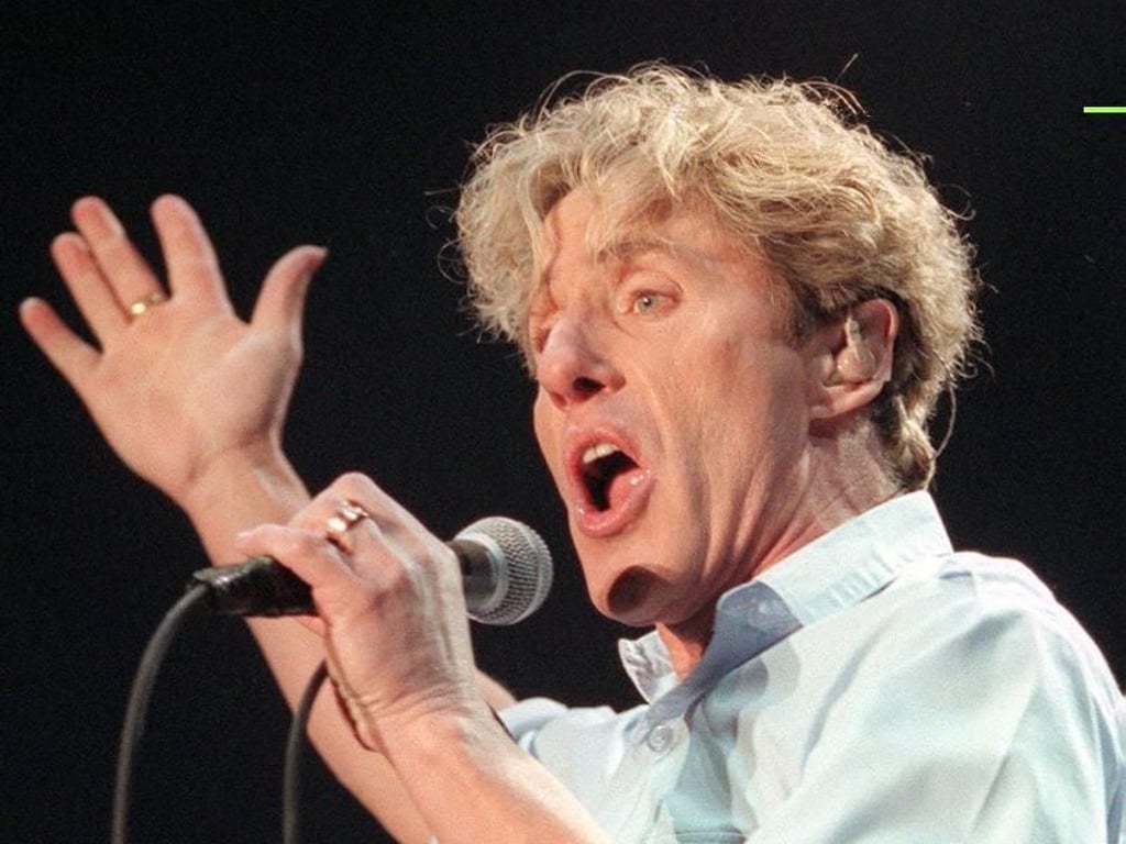 Roger Daltrey hat heute Spaß mit Modeleisenbahnen. Foto: Volker Dornberger