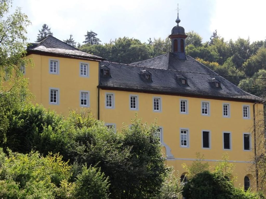 Das ehemalige Kloster Marienthal ist Ziel des Marienwanderwegs. Foto: Bernd F. Meier