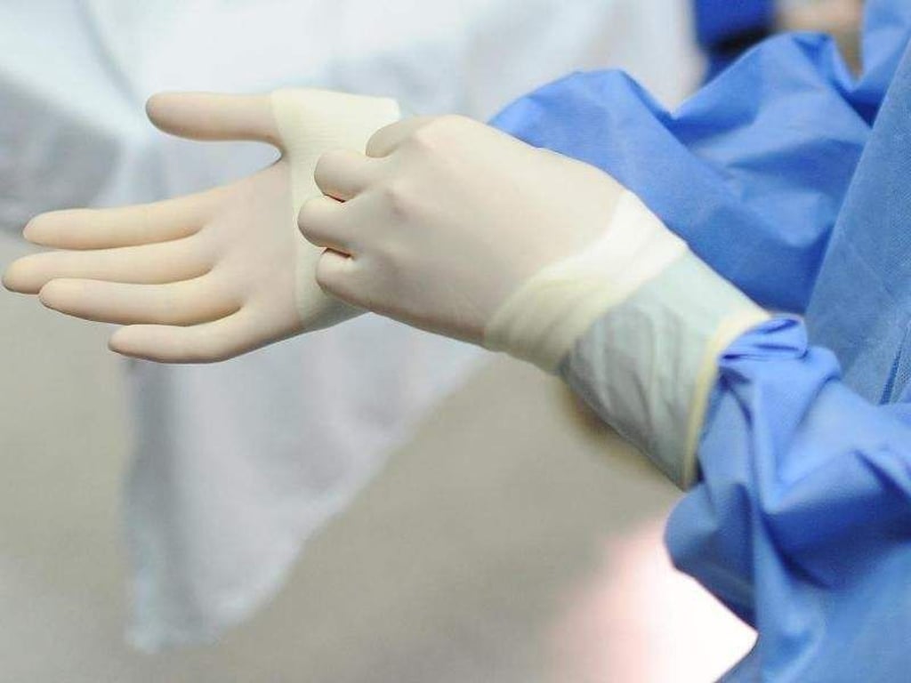 Vorbereitung auf eine OP: Die Wahrscheinlichkeit für eine Mandel-Entfernung hängt nicht zuletzt davon ab, wo der Patient wohnt. Foto: Angelika Warmuth