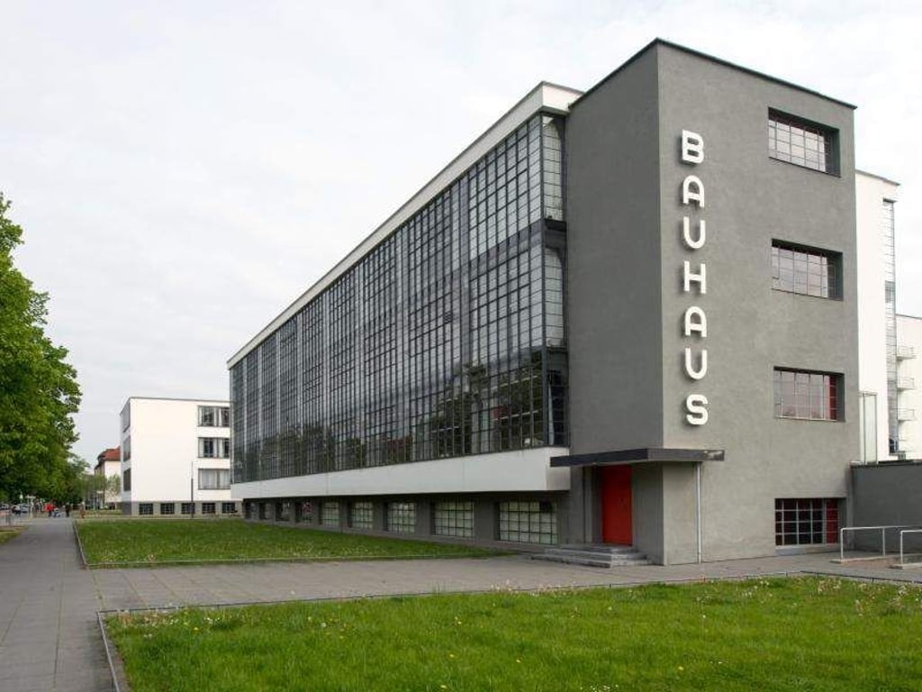 Das Bauhaus Dessau. Foto: Klaus-Dietmar Gabbert/ZB/Archiv