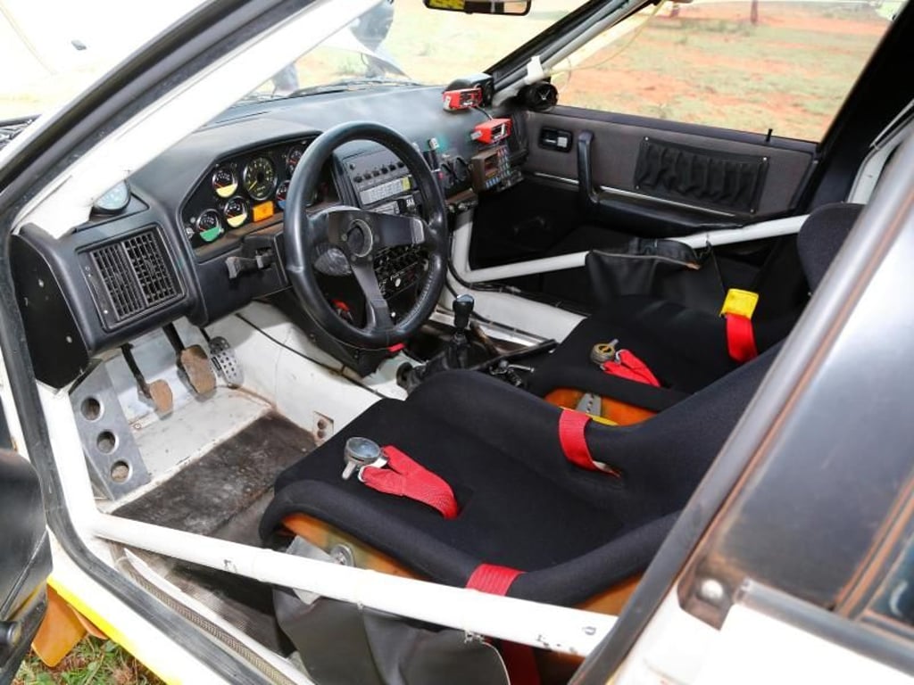 Den Rallyepiloten bleiben die luxuriösen Türtafeln mit Stoffbezug erhalten. Foto: McKlein/Audi AG