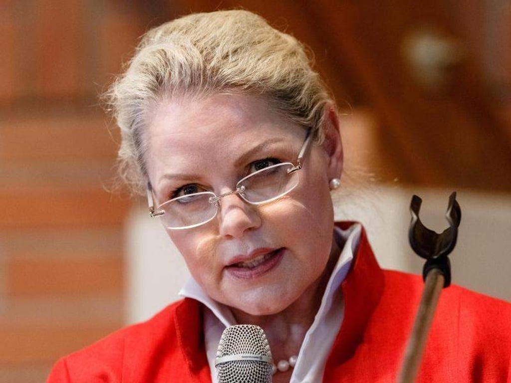 Trotz eines vor dem Bundesschiedsgericht laufenden Ausschlussverfahrens wurde die AfD-Politikerin Doris von Sayn-Wittgenstein erneut Landesvorsitzende in Schleswig-Holstein. Foto: Markus Scholz