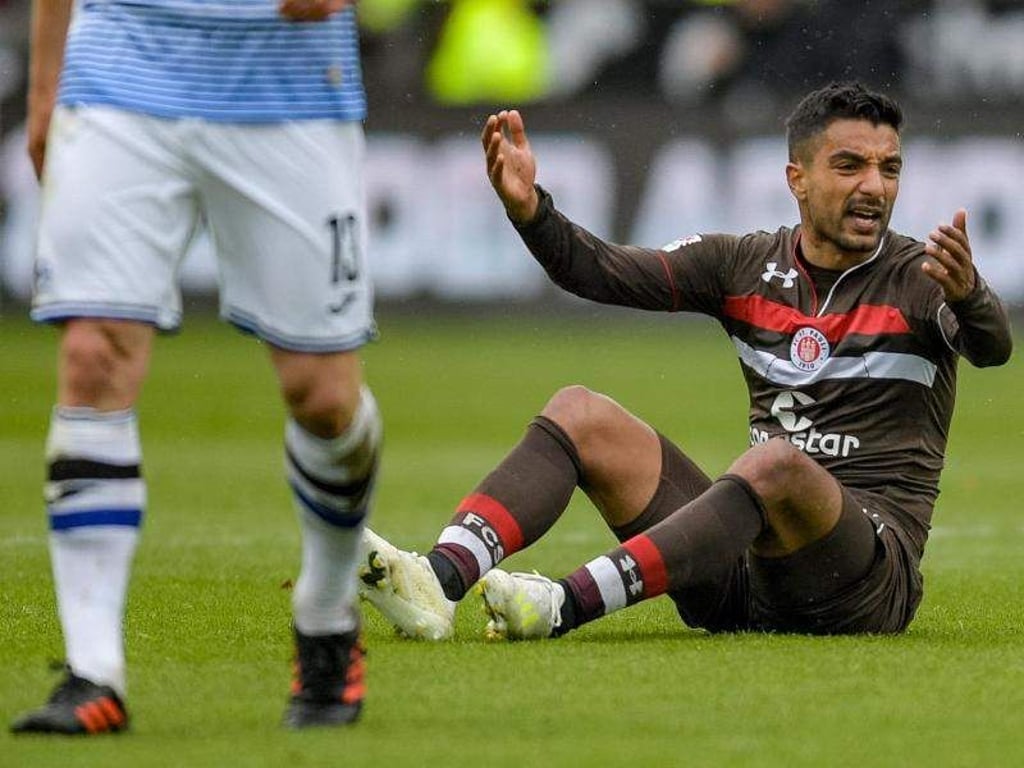 Sami Allagui erhält keinen neuen Vertrag beim FC St. Pauli. Foto: Axel Heimken