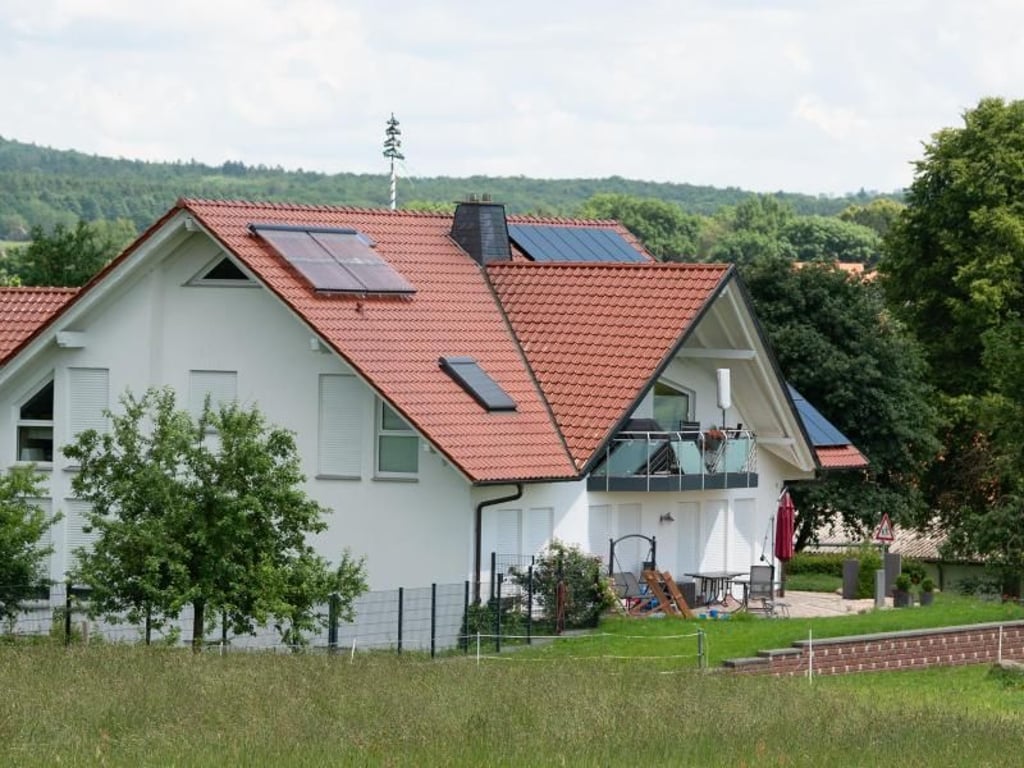 Nach Hinweisen auf einen rechtsextremen Hintergrund hat der Generalbundesanwalt die Ermittlungen im Fall des erschossenen Kasseler Regierungspräsidenten Lübcke übernommen. Foto: Swen Pförtner