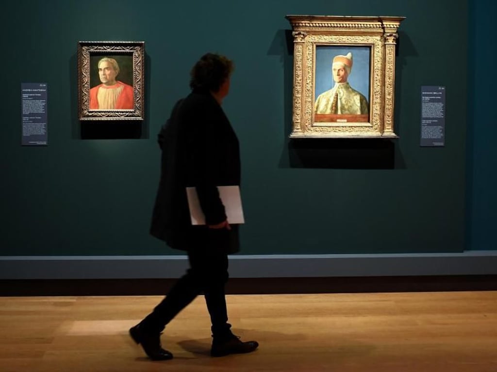 «Kardinal Ludovico Trevisan» (l) von Andrea Mantegna und «Der Doge Leonardo Loredan» von Giovanni Bellini. Foto: Britta Pedersen