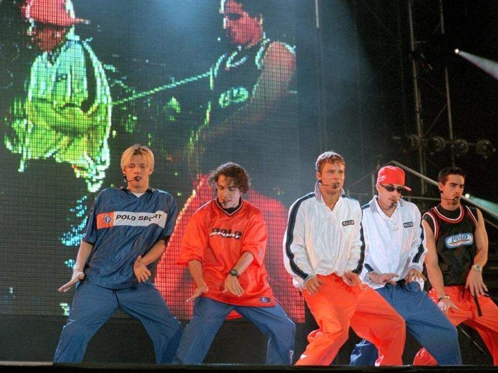 lange her: die Backstreet Boys 1997 bei einem Auftritt in Hannover. Foto: Wolfgang Weihs