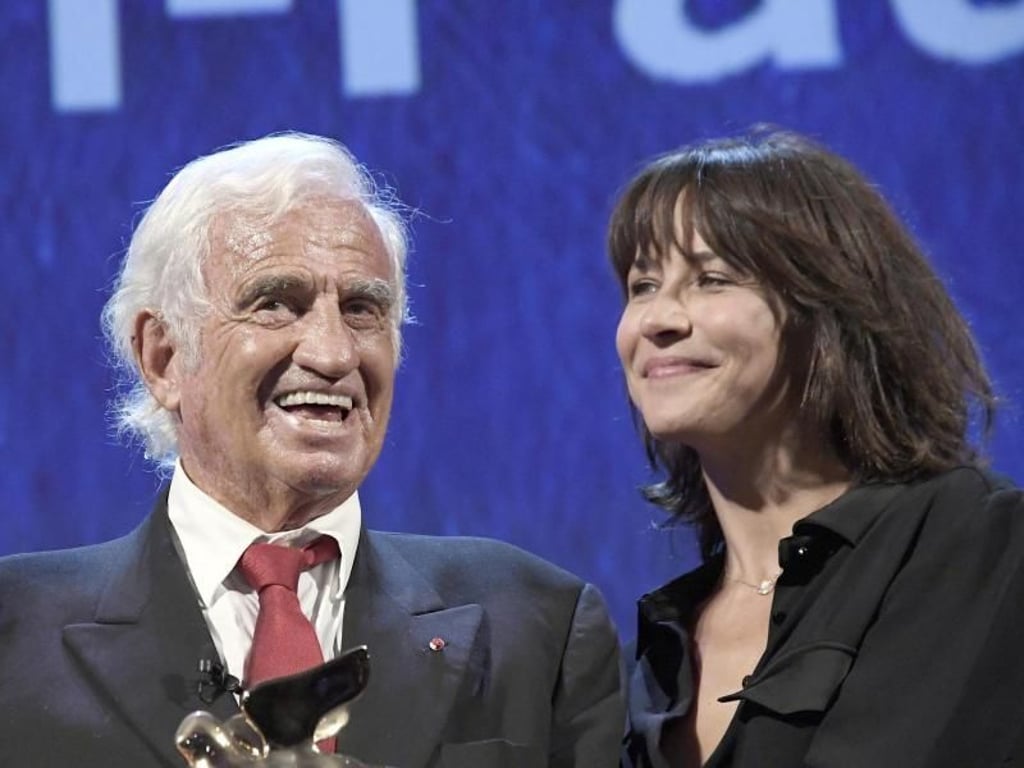 Sophie Marceau überreichte Jean-Paul Belmondo seinen Preis. Foto: Claudio Onorati