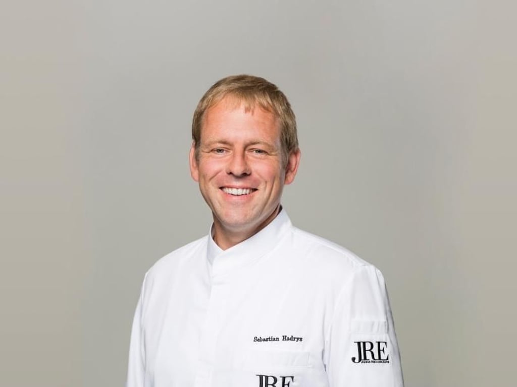 Sebastian Hadrys vom Landhaus Hadrys in Magdeburg ist Mitglied der Jeunes Restaurateurs, einer Vereinigung junger Spitzenköche. Foto: Franziska Gabbert