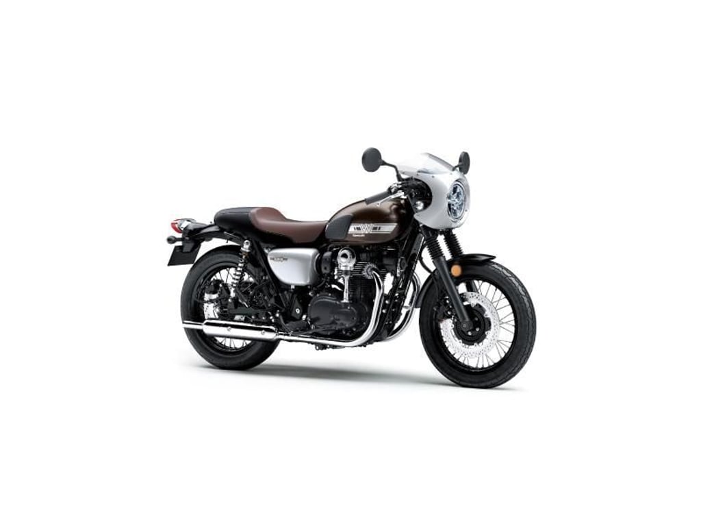 Klassischer Café Racer mit kleiner Verkleidung: Kawasaki W 800 Café. Foto: Kawaskai