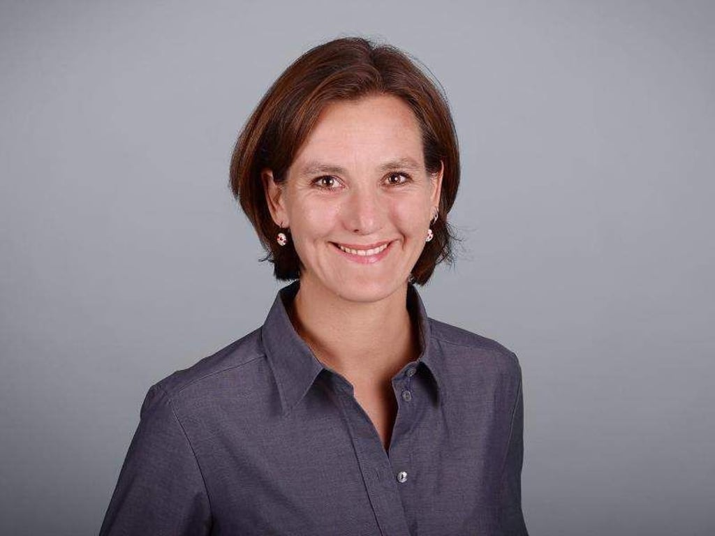 Humorforscherin Tabea Scheel von der Humboldt-Universität Berlin: «Mit der Clownsnase in die Aufnahmelager zu gehen, ist natürlich unakzeptabel.» Foto: Anja Bläsing