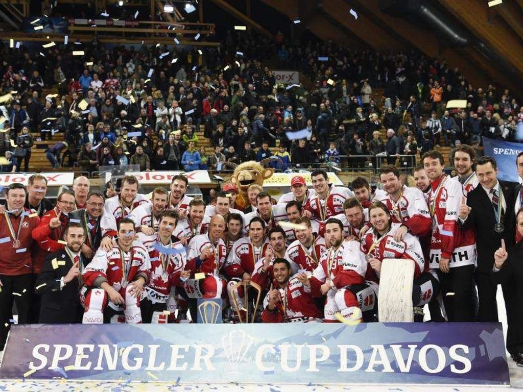 Das kanadische Nationalteam gewann den Spengler Cup in Davos. Foto: Gian Ehrenzeller
