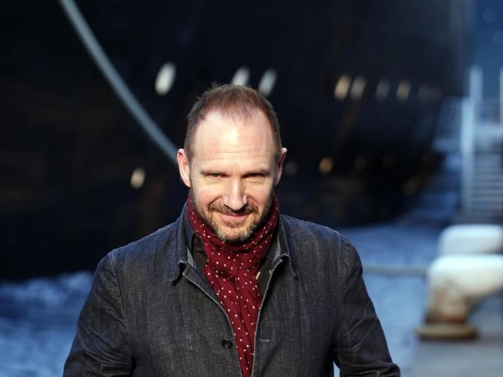Schauspieler Ralph Fiennes vor der Präsentation der Cruise 2018/2019 Modekollektion von Chanel. Foto: Thibault Camus