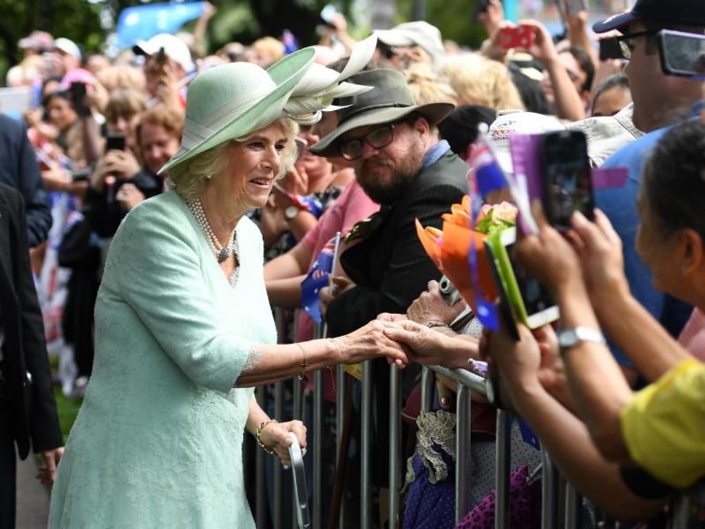 Camilla, Herzogin von Cornwall, begrüßt royale Fans in Brisbane. Foto: Dan Peled