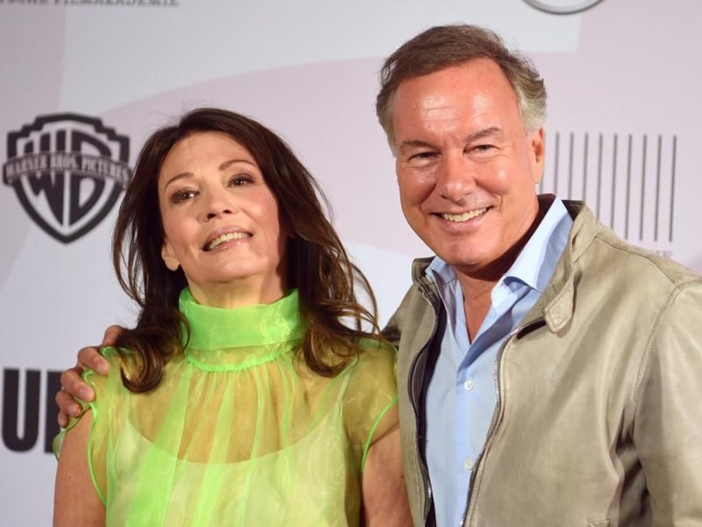 Iris Berben, Präsidentin Deutsche Filmakademie, und UFA-Chef Nico Hofmann ehren den Nachwuchs. Foto: Soeren Stache