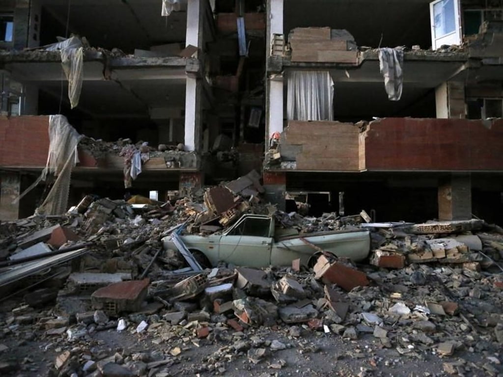 Das Erdbeben der Stärke 7,3 hatte die Region am Sonntagabend erschüttert. Foto: Pouria Pakizeh/ISNA/AP