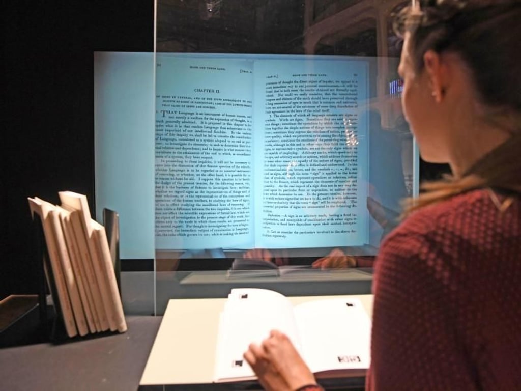 «Das Verschwinden des Buches» (2017) von Bernd Lintermann und Nikolaus Völzow. Foto: Uli Deck