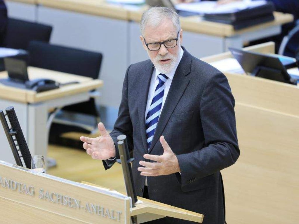 Sachsen-Anhalts Kulturminister Rainer Robra (CDU). Foto: Peter Gercke/Archiv