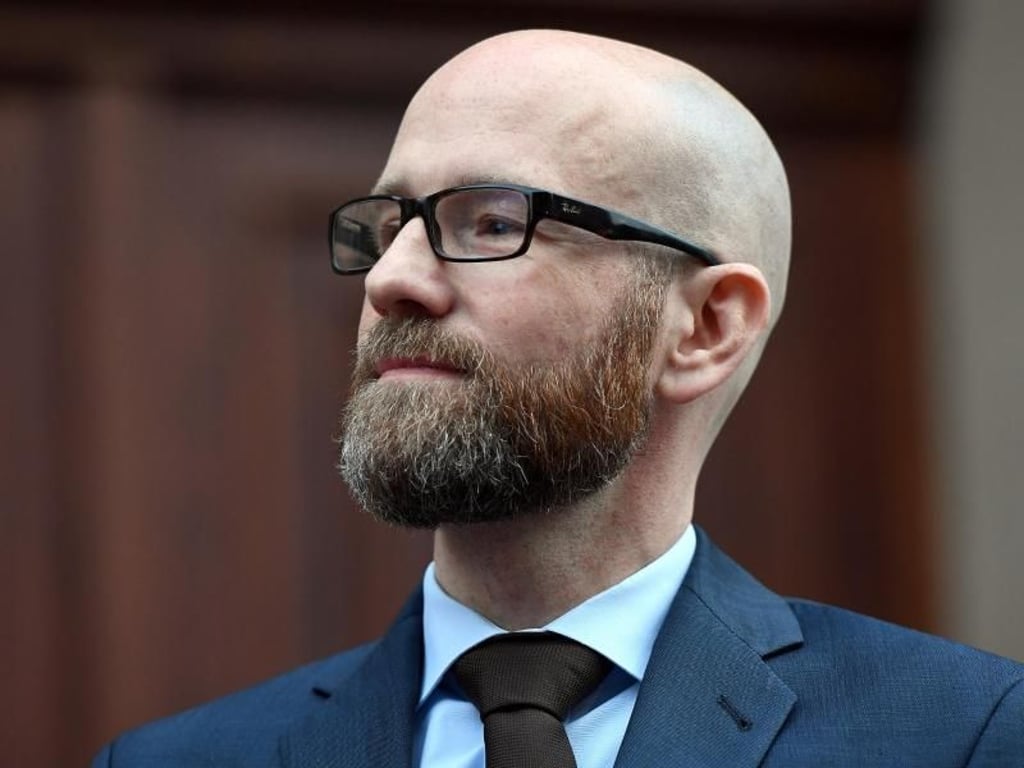 Peter Tauber sorgt mit seinem Vorstoß, Extremisten Grundrechte zu entziehen, für Entrüstung und Skepsis. Foto: Maurizio Gambarini