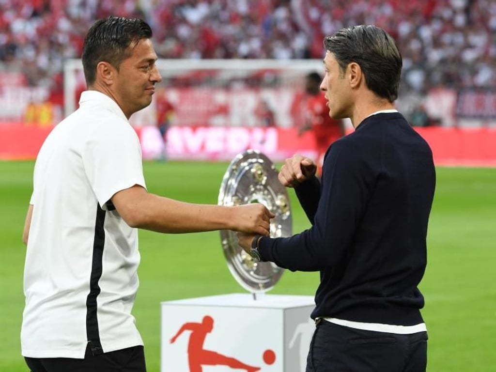 Hertha-Trainer Ante Covic (l) und Bayern-Coach Niko Kovac sind alte Freunde. Foto: Sven Hoppe
