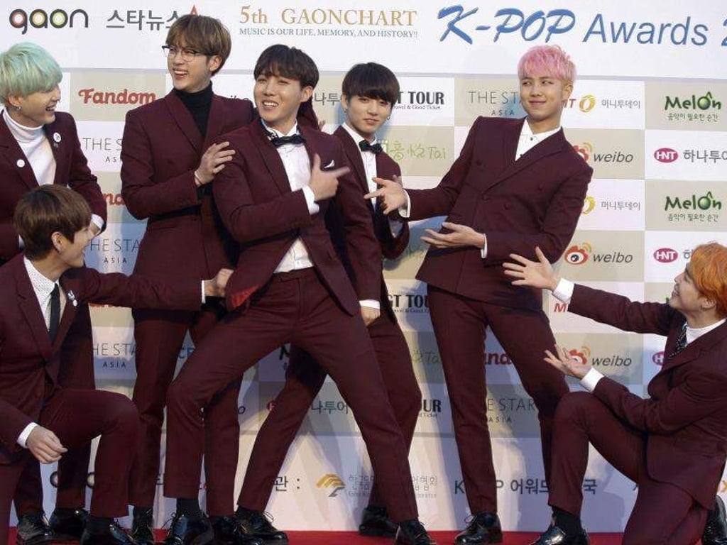 Die südkoreanische Boyband BTS kann sich nicht nur über Musikpreise freuen. Mit ihrem Video zur neuen Single «Idol» setzte sie auch den beliebtesten Tweet des Jahres ab. Foto: Kim Hee-Chul