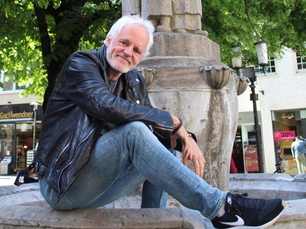Der Musikjournalist und Autor Ernst Hofacker hat einen kurzweiligen Roman geschrieben. Foto: MÜNSTER!-Magazin/Wüllner
