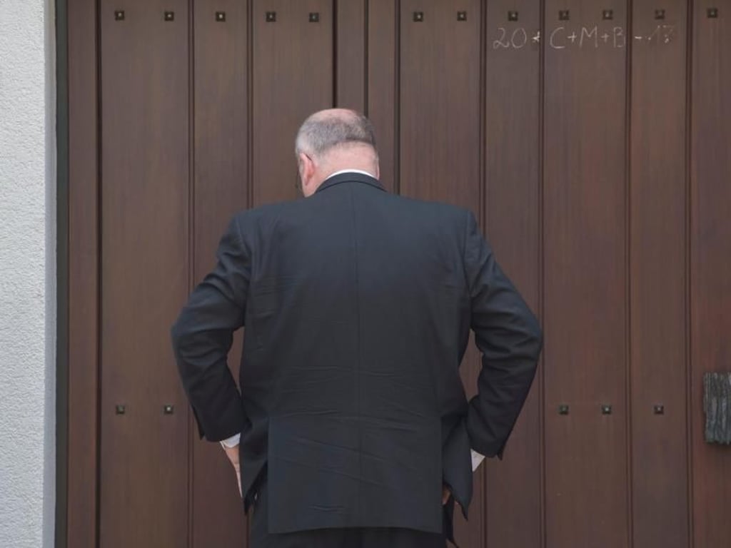 Vor verschlossenen Türen: Walter Kohl, Sohn des verstorbenen Altkanzlers, hat in Oggersheim Hausverbot. Foto: Boris Roessler