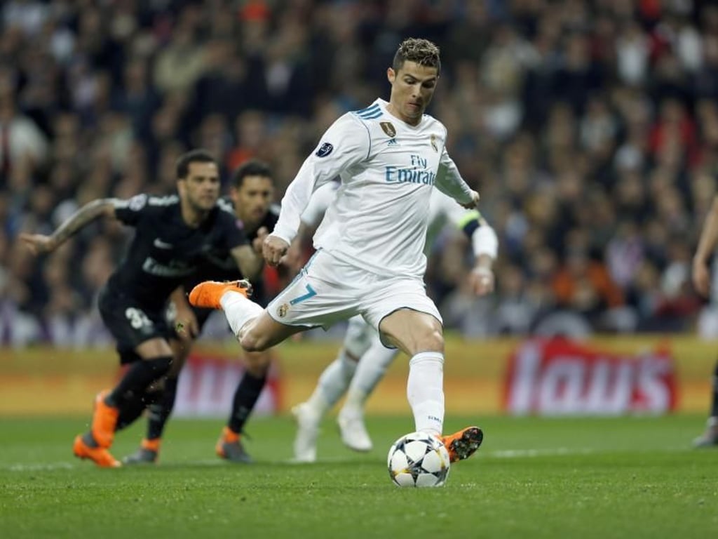 Cristiano Ronaldo schießt für Real Madrid per Elfmeter das Tor zum 1:1. Foto: Francisco Seco