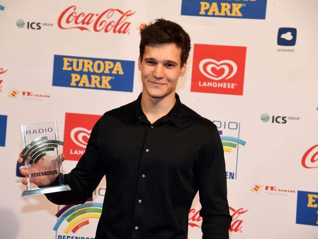 Wincent Weiss hat den Radio Regenbogen Award als bester deutscher Popsänger erhalten. Foto: Uli Deck