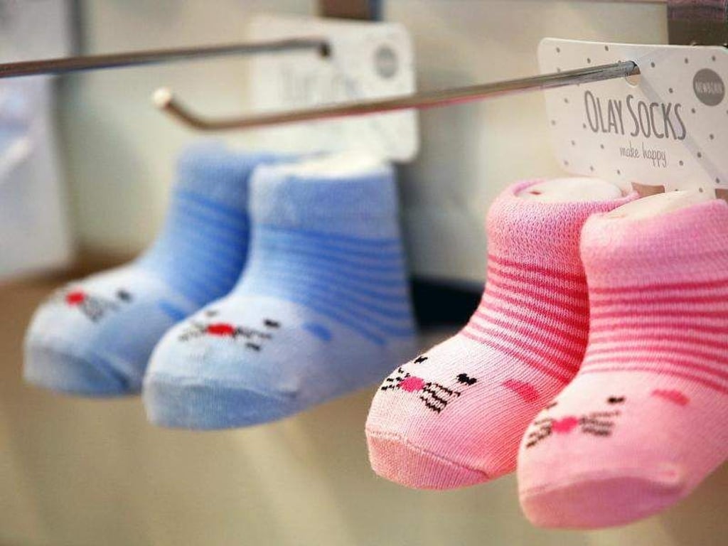 Muss Kinderkleidung zwingend rosa oder hellblau sein? Foto: Oliver Berg