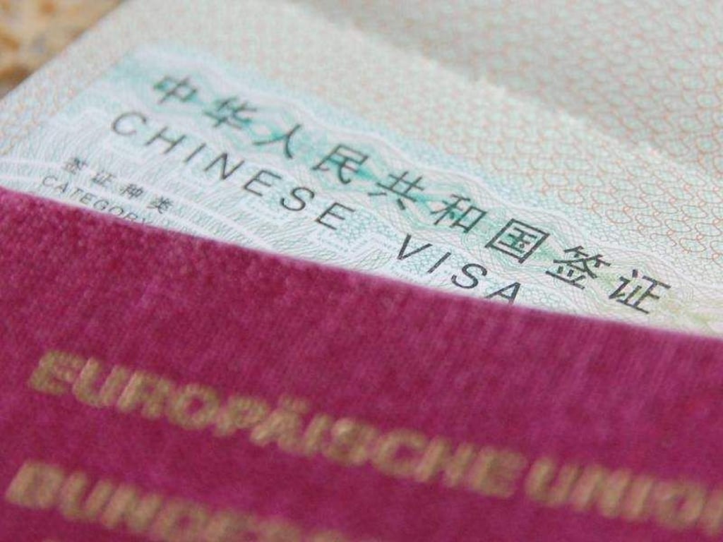 Wer nach China reisen möchte, muss vorab offiziell ein Visum beantragen. Foto: Stephan Scheuer