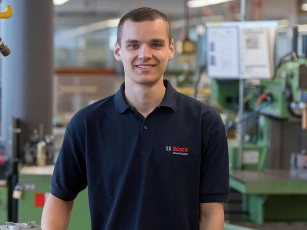 Als angehender Produktionstechnologe hat Robert Möldner sehr gute Chancen auf dem Arbeitsmarkt. Die Experten werden in fast allen Branchen gesucht. Foto: Daniel Maurer