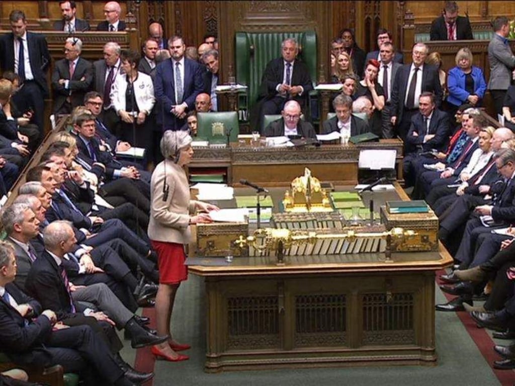 Theresa May spricht während der Brexit-Debatte im Unterhaus. Foto: House Of Commons/PA Wire