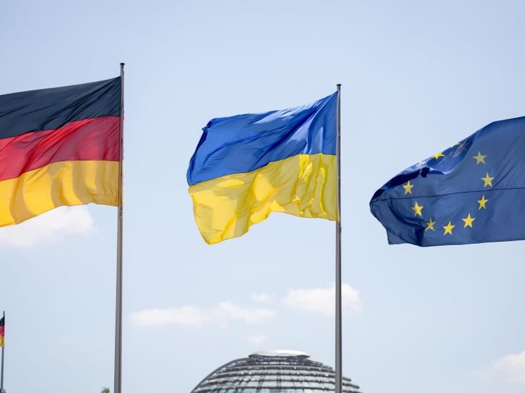 Der ukrainische Präsident Wolodymyr Selenskyj kommt zu seinem ersten Deutschlandbesuch nach Berlin. Foto: Kay Nietfeld